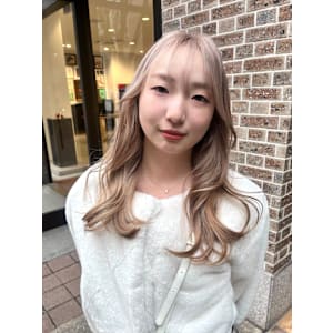 【天神】ホワイトベージュ/韓国風レイヤー/ハイトーンカラー