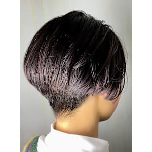  くびれショートスタイル