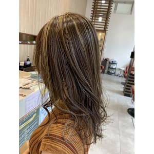 明るめハイライトカラー