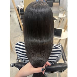 【能田　花音】薬剤を使い分けて行う髪質改善縮毛矯正☆☆