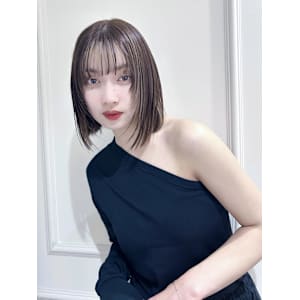 切りっぱなしボブ顔周りレイヤーカット【 大阪 上新庄】