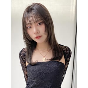 韓国くびれレイヤー顔周りレイヤー【 大阪 上新庄】