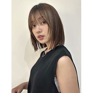 切りっぱなしボブ顔周りレイヤーカット【 大阪 上新庄】