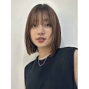 切りっぱなしボブ顔周りレイヤーカット【 大阪 上新庄】