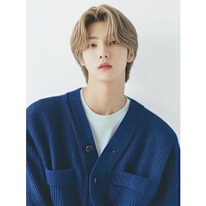 韓国へアカルマパーマセンターパートハイトーンウルフ