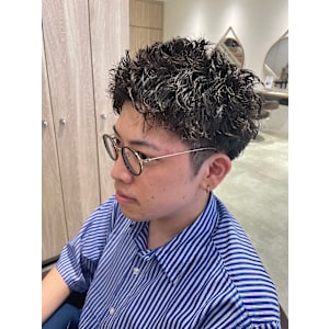 ツイストパーマで無造作に動きを【三軒茶屋】