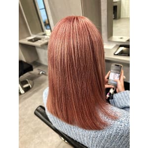 ブリーチ一回のピンクカラー