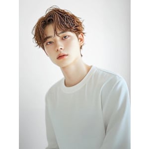 センター分け 無造作メンズスタイル