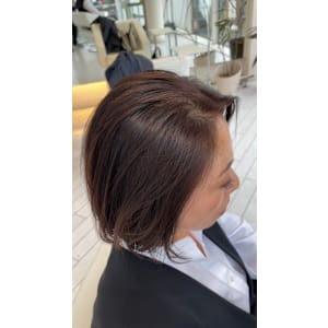 アフター → ビフォア　右にスワイプ【白髪染め/脱白髪染め】 - 自由が丘YUAN【ジユウガオカユアン】掲載中