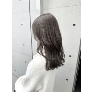 ブリーチなしダブルカラーで作るグレージュ