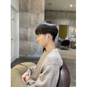 ノースタイリングでまとまるツーブロック - ARCH【アーチ】掲載中