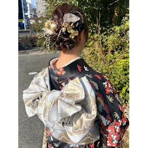 成人式ヘアセット　編み込み　シニヨン　水引アレンジ