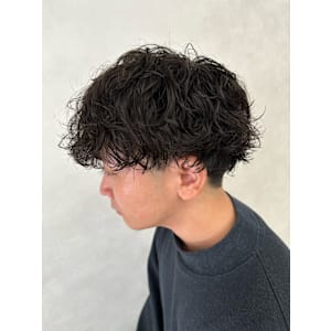 シャドウパーマ