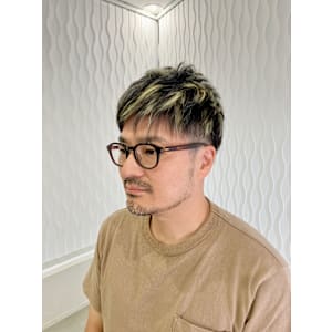 白髪ぼかし ブリーチ ハイライト