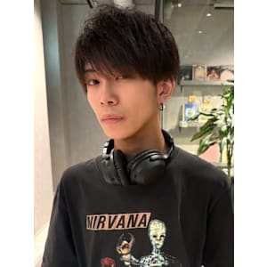 メンズカット　ストレート　マッシュヘア　ノーセット風　20代