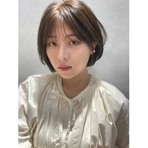 丸みショートシースルーバングで可愛く