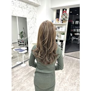 Louer  hairmake×ロング