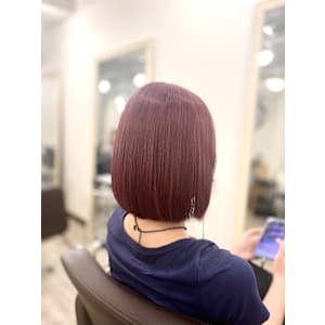 チェリーレッド