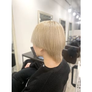 ブロンドカラー