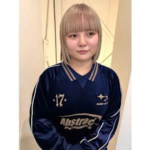 ハイトーンベージュ/切りっぱなしボブ_下北沢