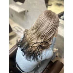 ホワイトベージュ×裾カラー - GLADGE池袋/ダブルカラー/ブリーチ【グラッジイケブクロダブルカラーブリーチ】掲載中