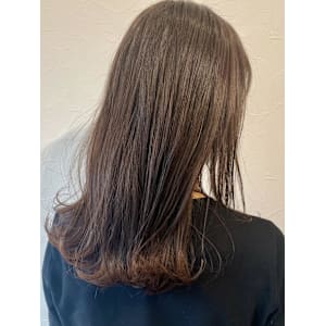マロンブラウン/艶カラー/外ハネ
