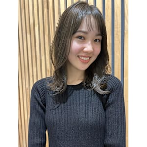 ミントグレージュカラー