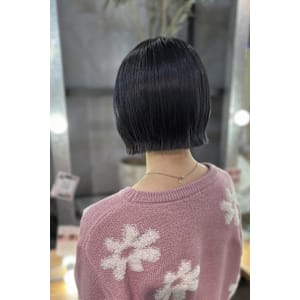 ブルーブラック／ボブ