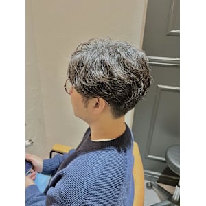 ゆるふわウェーブ - 半個室型美容室 Sourire 伊都店【ハンコシツガタビヨウシツスーリールイトテン】掲載中