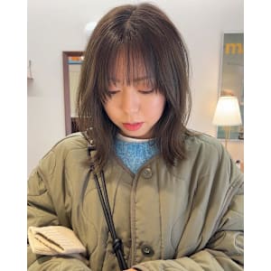 【Look at】透明感オリーブベージュボブ