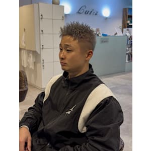 フェードスタイル×シルバーアッシュ