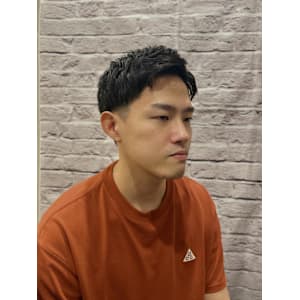 メンズ/ツーブロック/ナチュラル/黒髪/アップバング