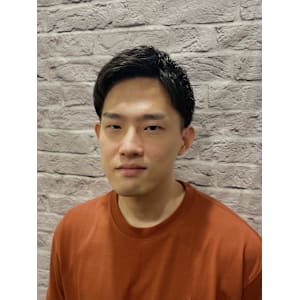 メンズ/ツーブロック/ナチュラル/黒髪/アップバング