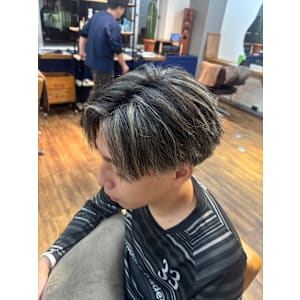 【新規メンズ・スタイリスト限定】ハイライト＋カット