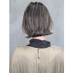 【SOURCE】外はねハイライトボブ