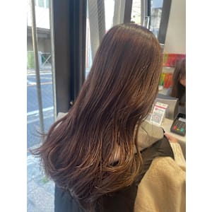 くすみブラウン透明感カラーレイヤーロング×小野ふゆり