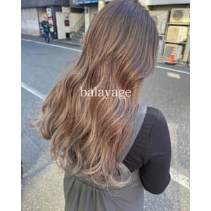 バレイヤージュ【北口】