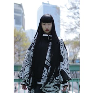 English Speakers/ ダブルカラー/ 新宿