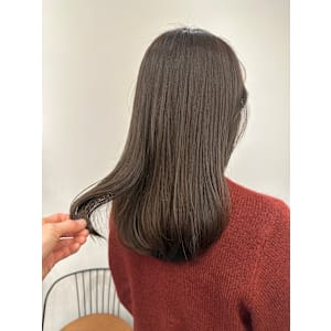 池袋 透明感 イルミナカラー オリーブアッシュ♪