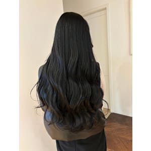ブラック/艶髪／落ちる黒
