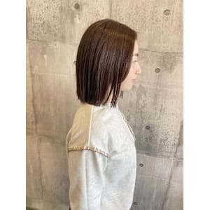 深みのあるパープルブラウン《ARCH CHIAKI》