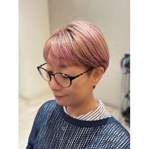 ショート×裾カラー