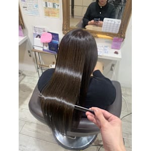 ULTOWAトリートメントで美髪に！