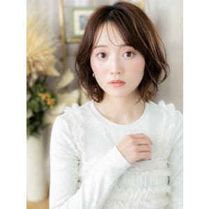 小顔ボブパーマ外ハネカールミディアムウルフ　韓国風巻き