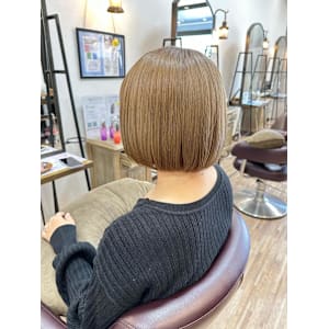 ミルクティーベージュ