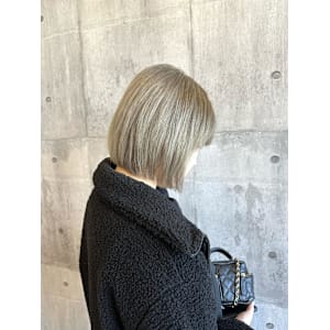 アッシュブロンド