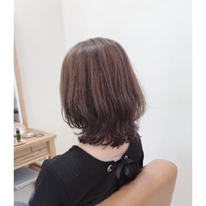ミディアムレイヤーワンカールパーマ