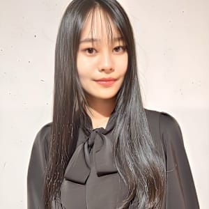 艶髪ブラック／髪質改善カラー／透明感カラー