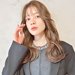 ナチュラルブラウン／レイヤーカット／カジュアル