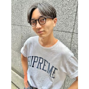 カット　ナチュラル　メンズ　短髪　かっこいい　髪型　白髪